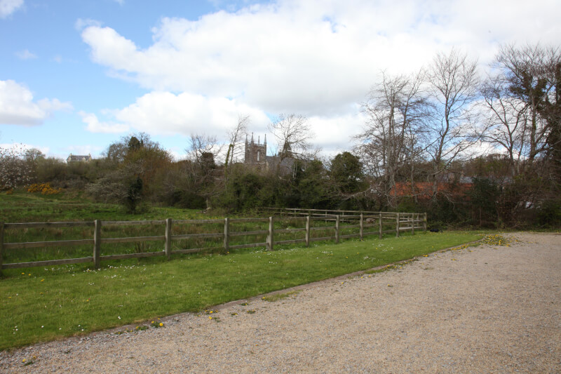 Rusheen Cottage, Devenish Villa Garrison Co Fermanagh is a holiday cottage with a view of the open countryside.